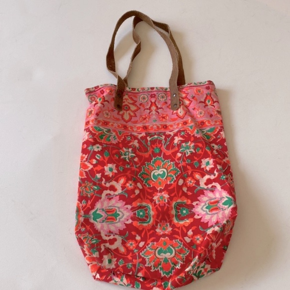 Floral‎ boho sack tote bag with suede style straps